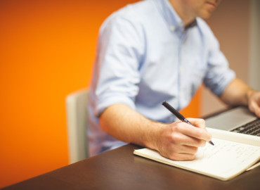 как вернуть налог через Госуслуги: оформление налогового вычета пошагово - фото - 1